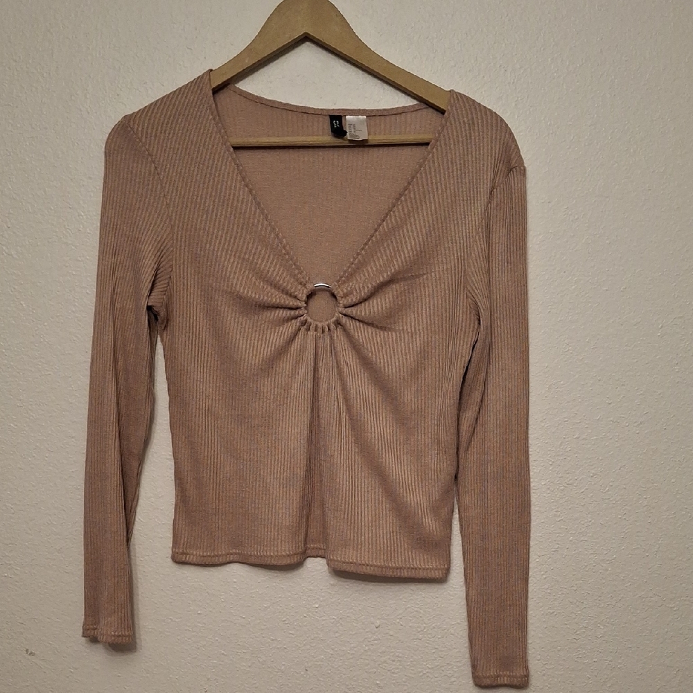 H&M Beige Ribbed V-Neck Blouse